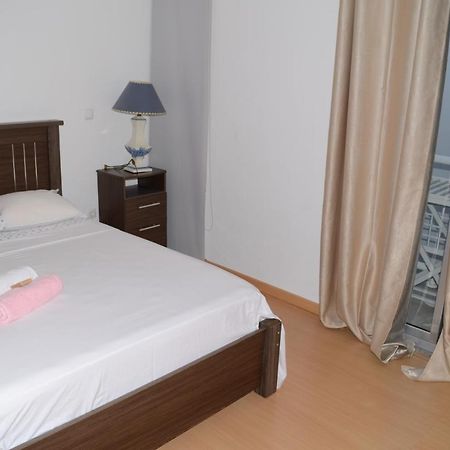 Apartamento Terra Branca Praia Esterno foto