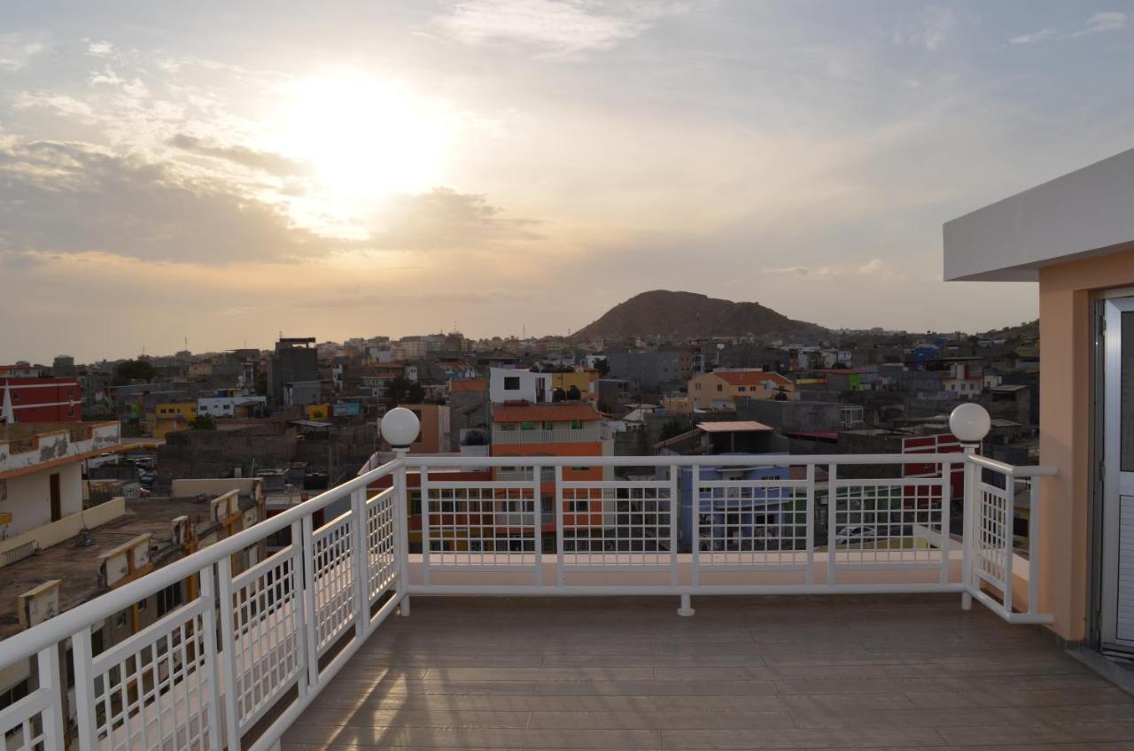 Apartamento Terra Branca Praia Esterno foto