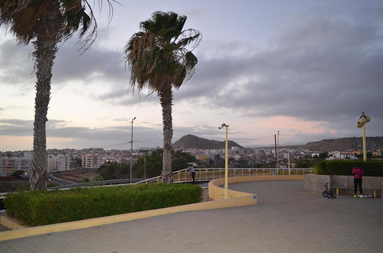 Apartamento Terra Branca Praia Esterno foto